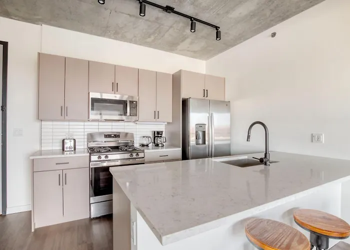 Apartment River North 1br Nr Riverwalk W Yoga Chi-1040 Chicago