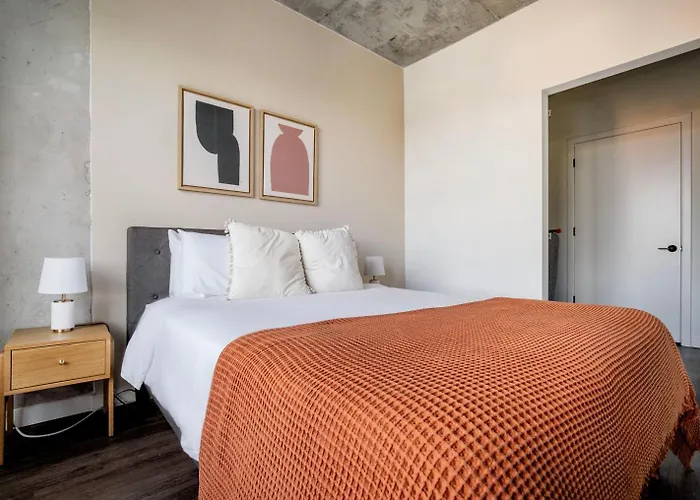 River North 1br Nr Riverwalk W Yoga Chi-1040 * Chicago