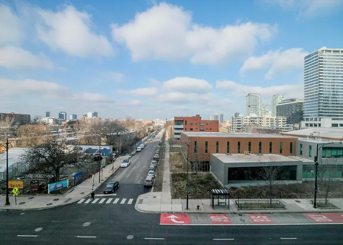 River North 1br Nr Riverwalk W Yoga Chi-1040 *